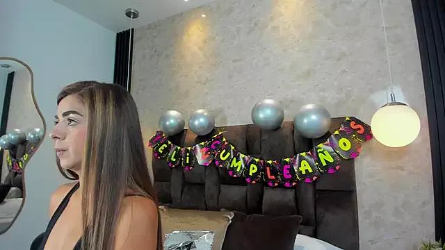 mimicooper from StripChat is Freechat