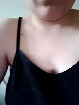 minikkiz from StripChat