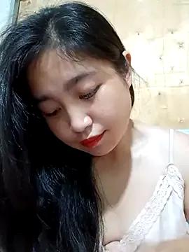 Minn-cute from StripChat is Freechat