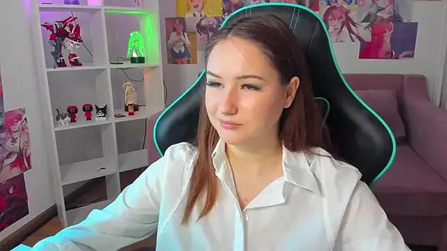 MiraEvansi from StripChat is Freechat