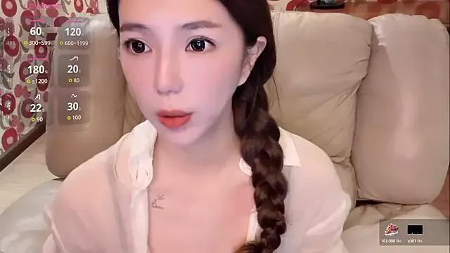 miss-lin from StripChat is Freechat