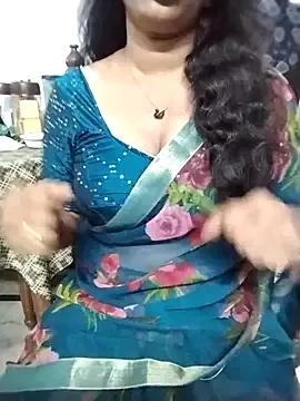 Miss_sruthi from StripChat is Freechat