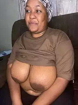 Missmoox24 from StripChat is Freechat