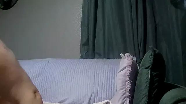 MissxCurvyxKate from StripChat is Freechat