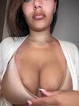 Photos of MistressBelleNoire from StripChat is Freechat