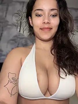 Photos of MistressBelleNoire from StripChat is Freechat