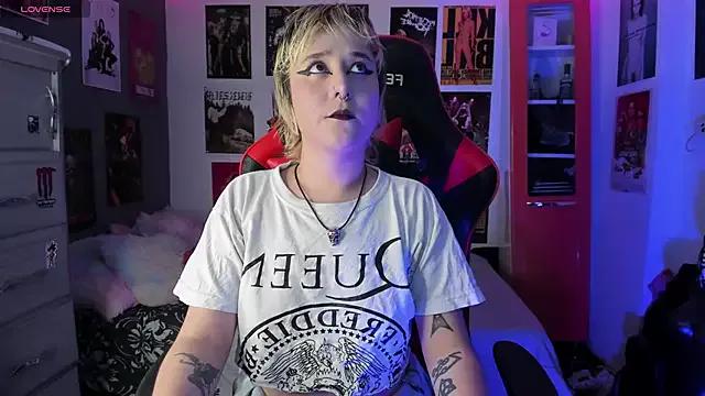 mistresscrowley666 from StripChat is Freechat