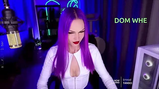 Try the thrill of flirt babes with our cam hosts, featuring unclothed wildness while getting naked and playing with their favored sex toys.