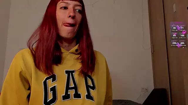 Molly-_- from StripChat is Freechat