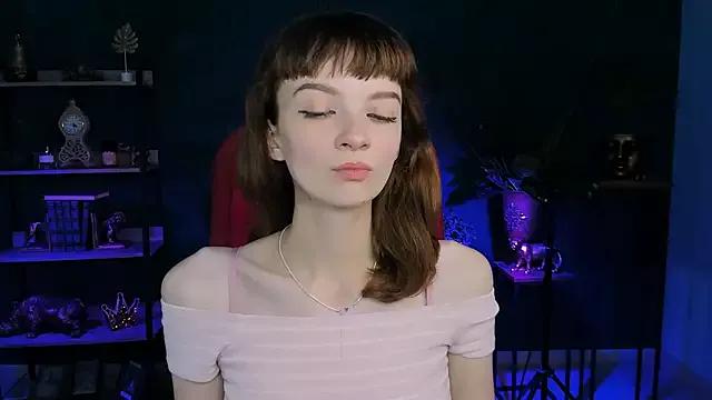 MollyJiggles from StripChat is Freechat
