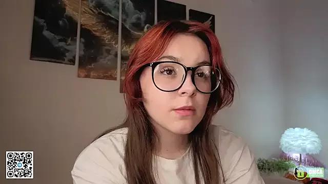 MonaHarcum from StripChat is Freechat