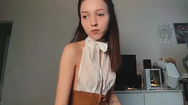 monnymoon from StripChat is Freechat