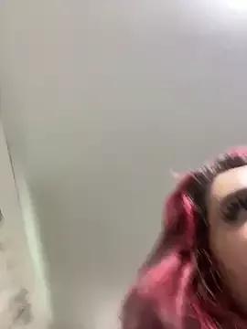 MonroeDiamond from StripChat is Freechat