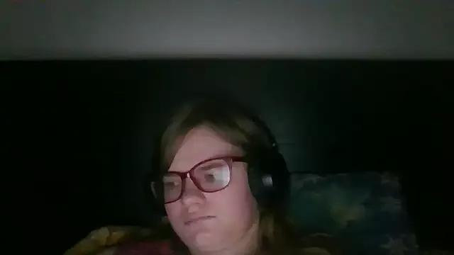 Moonolighta from StripChat is Freechat