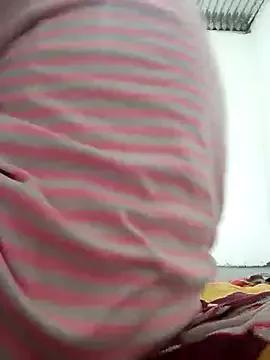 morenaleja183 from StripChat is Freechat