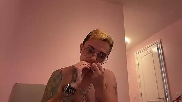 Mr-HornyDevil from StripChat is Freechat