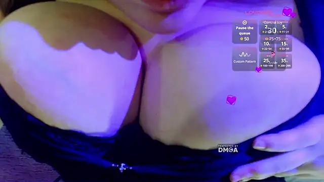 Try the thrill of flirt babes with our cam hosts, featuring unclothed wildness while getting naked and playing with their favored sex toys.