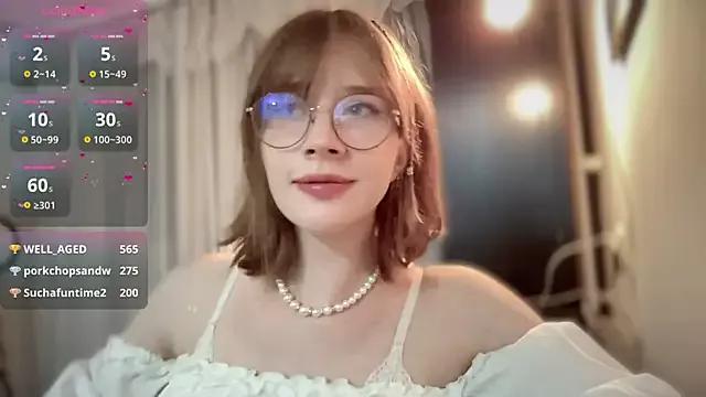 ms_christiana from StripChat is Freechat
