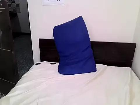 ms_mayaa from StripChat is Freechat