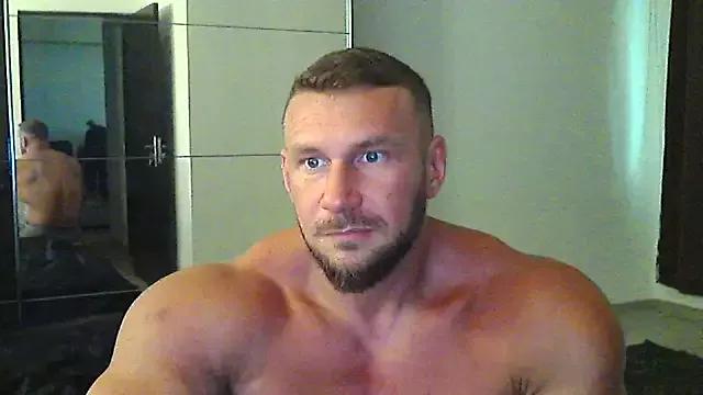 muscularkevin from StripChat is Freechat