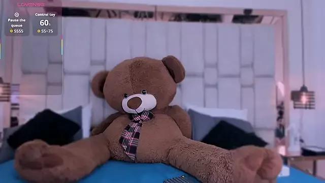 Try the thrill of flirt babes with our cam hosts, featuring unclothed wildness while getting naked and playing with their favored sex toys.