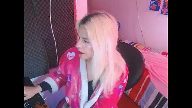 Try the thrill of flirt babes with our cam hosts, featuring unclothed wildness while getting naked and playing with their favored sex toys.