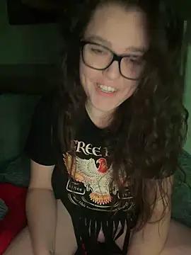 MysticAllison from StripChat is Freechat