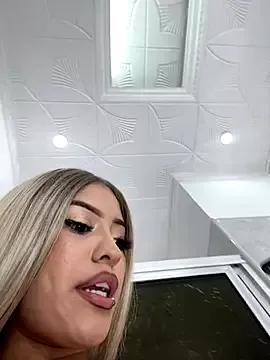 Photos of MystiqueXXX from StripChat is Freechat