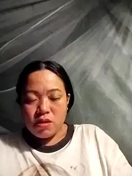 Nadia-a from StripChat is Freechat