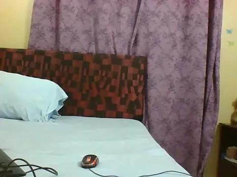 naggy_gal from StripChat