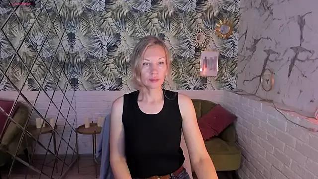 Try the thrill of flirt babes with our cam hosts, featuring unclothed wildness while getting naked and playing with their favored sex toys.