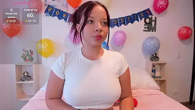 Natalia__Miller from StripChat is Freechat