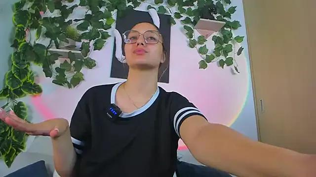 nataliepeterson from StripChat is Freechat