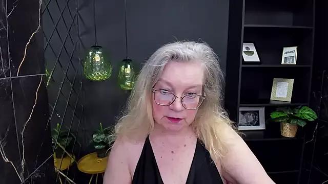 NataliMellow from StripChat