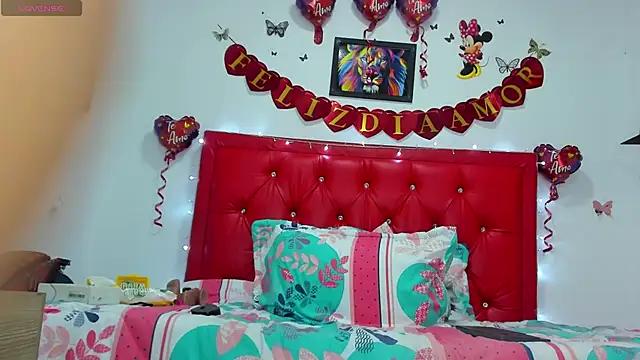 Try the thrill of flirt babes with our cam hosts, featuring unclothed wildness while getting naked and playing with their favored sex toys.