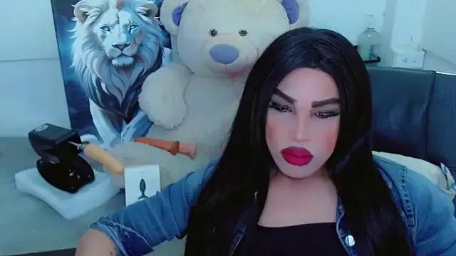 Try the thrill of flirt babes with our cam hosts, featuring unclothed wildness while getting naked and playing with their favored sex toys.