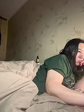 Naughtbaby_2025 from StripChat is Freechat