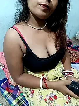 Naughty-Chaaya from StripChat is Freechat