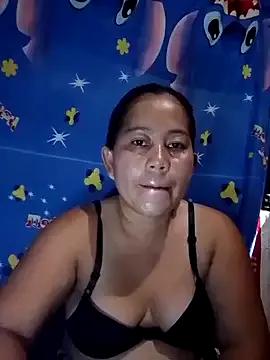 naughty_kween from StripChat is Freechat