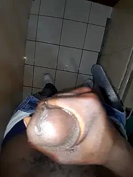 NaughtyBen10 from StripChat is Freechat