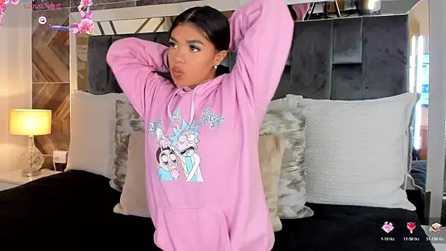 Try the thrill of flirt babes with our cam hosts, featuring unclothed wildness while getting naked and playing with their favored sex toys.