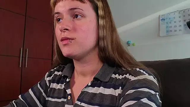 NEXT_DOOR_GIRL_ from StripChat is Freechat