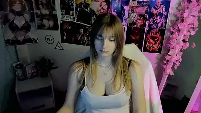 NeyliDream from StripChat is Freechat