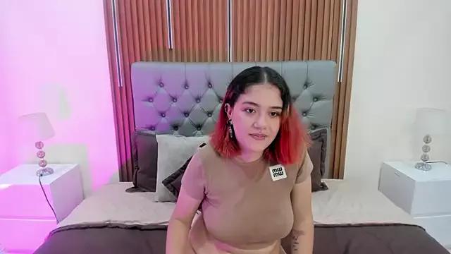 Niaa_Stark from StripChat is Freechat