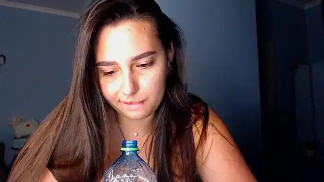 NikiWhite from StripChat is Freechat