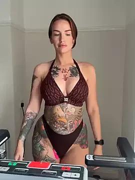 Photos of Nikki__Foxx from StripChat is Freechat