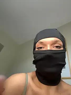 Nikki_Hoee from StripChat is Freechat