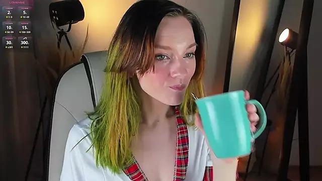 Nilliee_Sugar from StripChat is Freechat