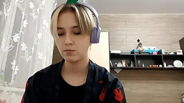 Noramenfield from StripChat is Freechat