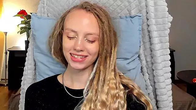 northcherry from StripChat is Freechat